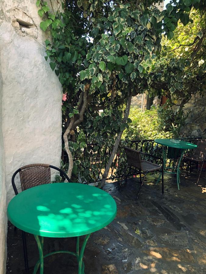 Apartmán Yard Astirákion Exteriér fotografie